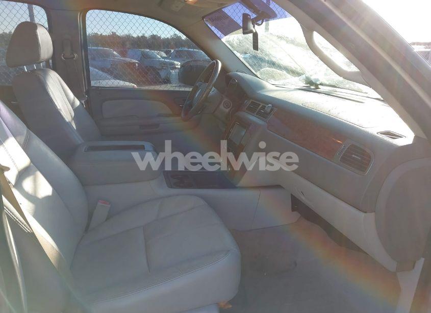 Photo 5 of 2007 Chevrolet Avalanche 1500 LT (VIN 3GNEC12J97G268311)