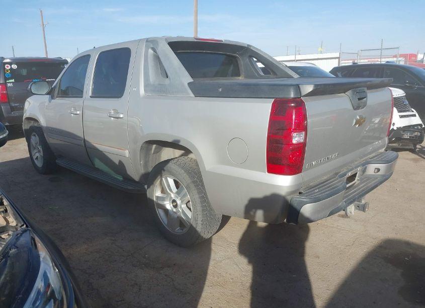 Photo 3 of 2007 Chevrolet Avalanche 1500 LT (VIN 3GNEC12JX7G288552)