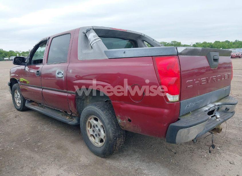 Photo 3 of 2004 Chevrolet Avalanche 1500 (VIN 3GNEC12T04G179434)
