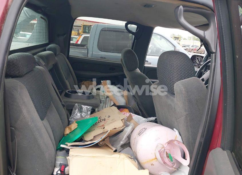 Photo 8 of 2004 Chevrolet Avalanche 1500 (VIN 3GNEC12T04G179434)