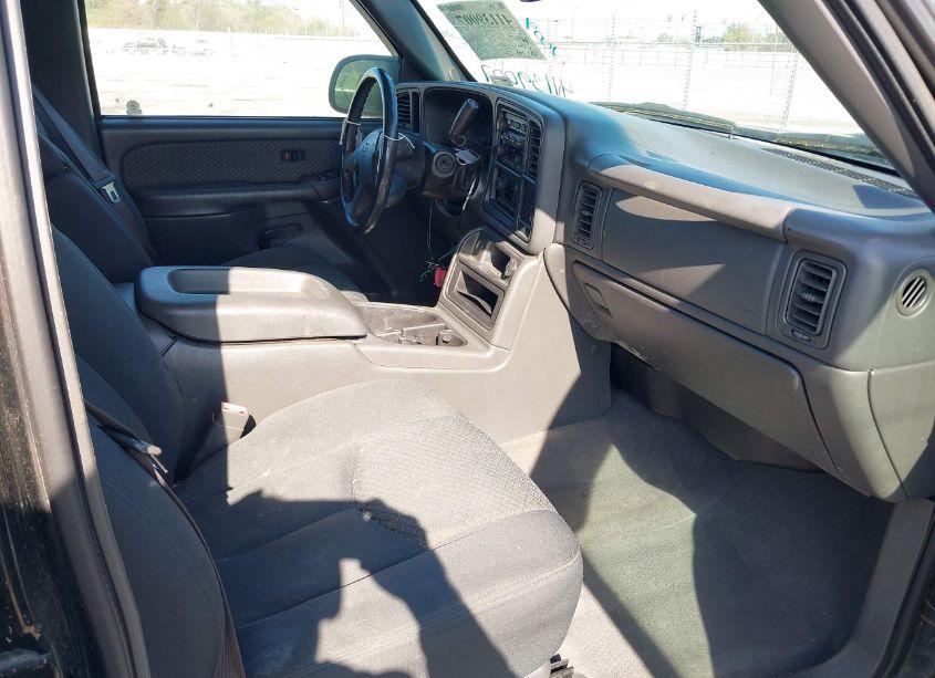 Photo 5 of 2004 Chevrolet Avalanche 1500 (VIN 3GNEC12T04G222413)