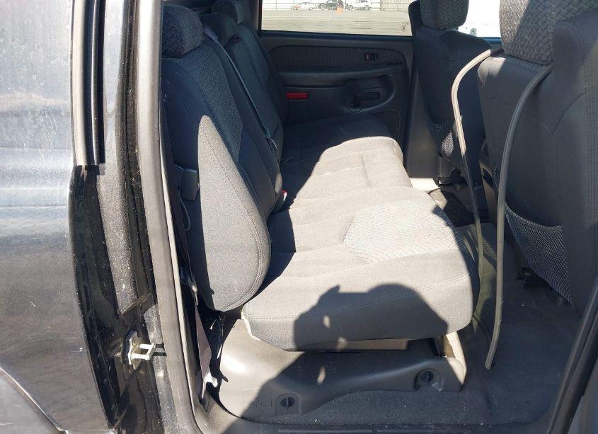 Photo 8 of 2004 Chevrolet Avalanche 1500 (VIN 3GNEC12T04G222413)