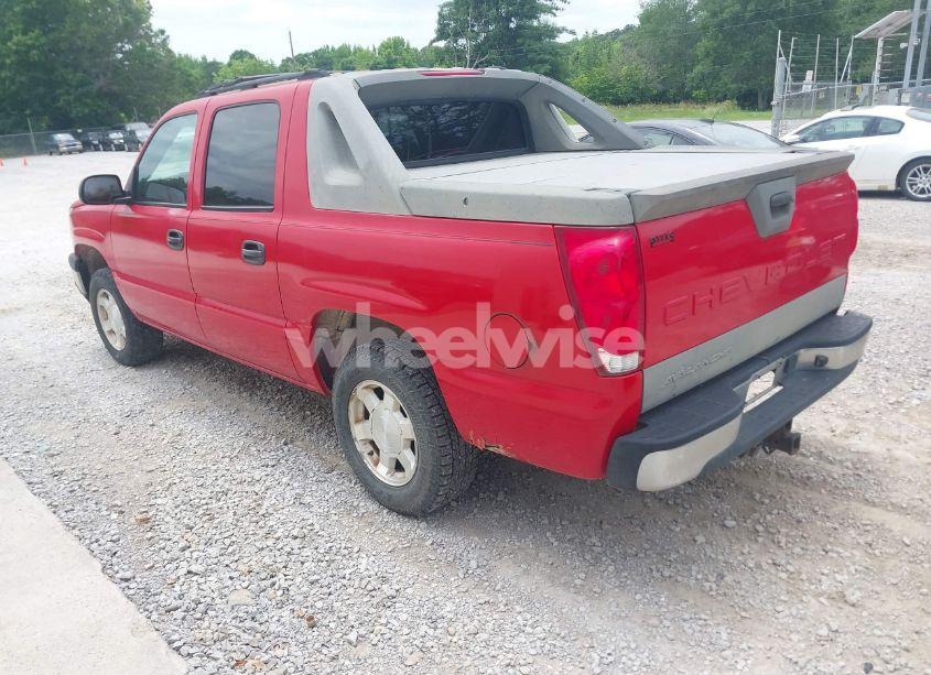 Photo 3 of 2004 Chevrolet Avalanche 1500 (VIN 3GNEC12T04G257212)