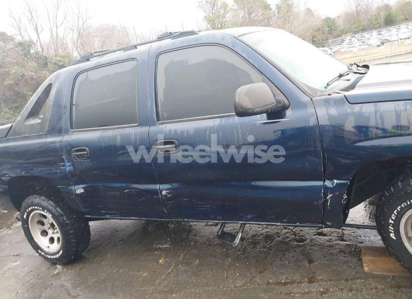 Photo 13 of 2004 Chevrolet Avalanche 1500 (VIN 3GNEC12T04G328800)