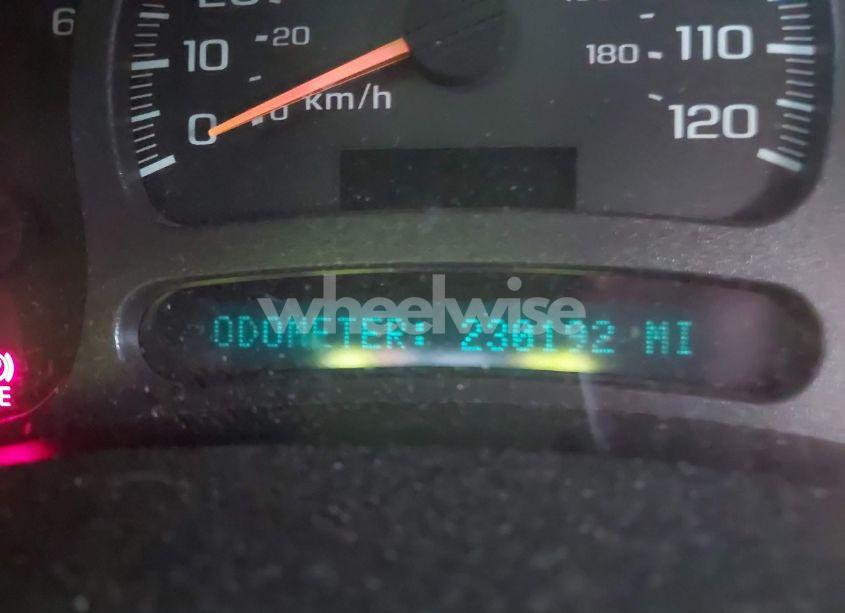 Photo 15 of 2004 Chevrolet Avalanche 1500 (VIN 3GNEC12T04G328800)