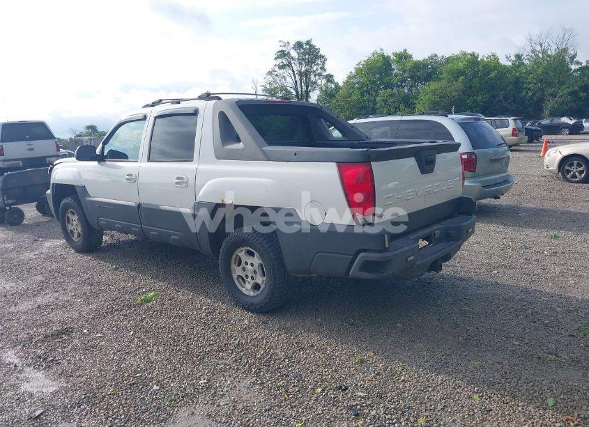 Photo 3 of 2004 Chevrolet Avalanche 1500 (VIN 3GNEC12T04G343801)