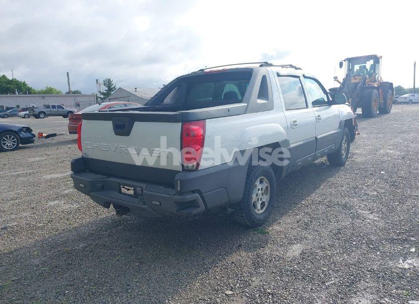 Photo 4 of 2004 Chevrolet Avalanche 1500 (VIN 3GNEC12T04G343801)