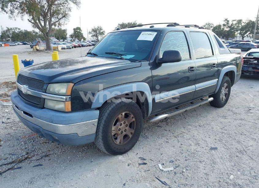 Photo 2 of 2004 Chevrolet Avalanche 1500 (VIN 3GNEC12T24G162652)