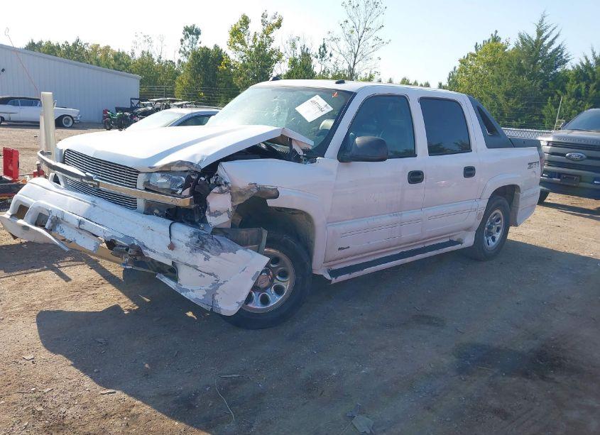 Photo 2 of 2004 Chevrolet Avalanche 1500 (VIN 3GNEC12T34G124170)