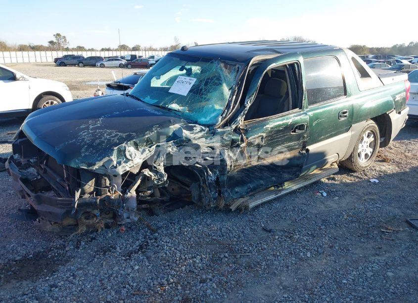 Photo 2 of 2004 Chevrolet Avalanche 1500 (VIN 3GNEC12T54G111792)