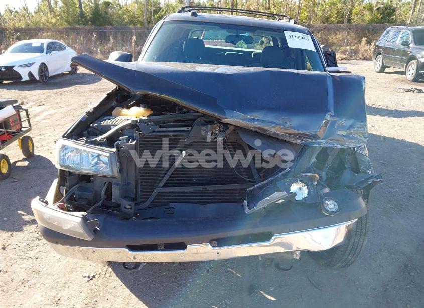 Photo 6 of 2004 Chevrolet Avalanche 1500 (VIN 3GNEC12T54G227378)