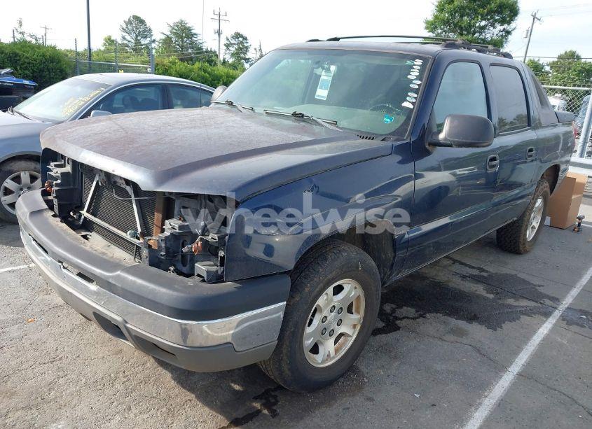 Photo 2 of 2004 Chevrolet Avalanche 1500 (VIN 3GNEC12T54G234377)
