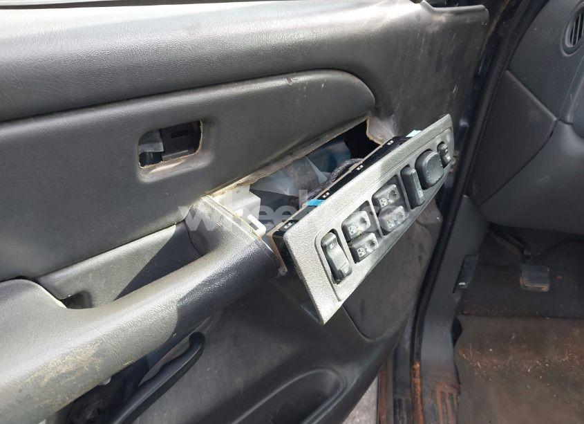 Photo 6 of 2004 Chevrolet Avalanche 1500 (VIN 3GNEC12T54G234377)