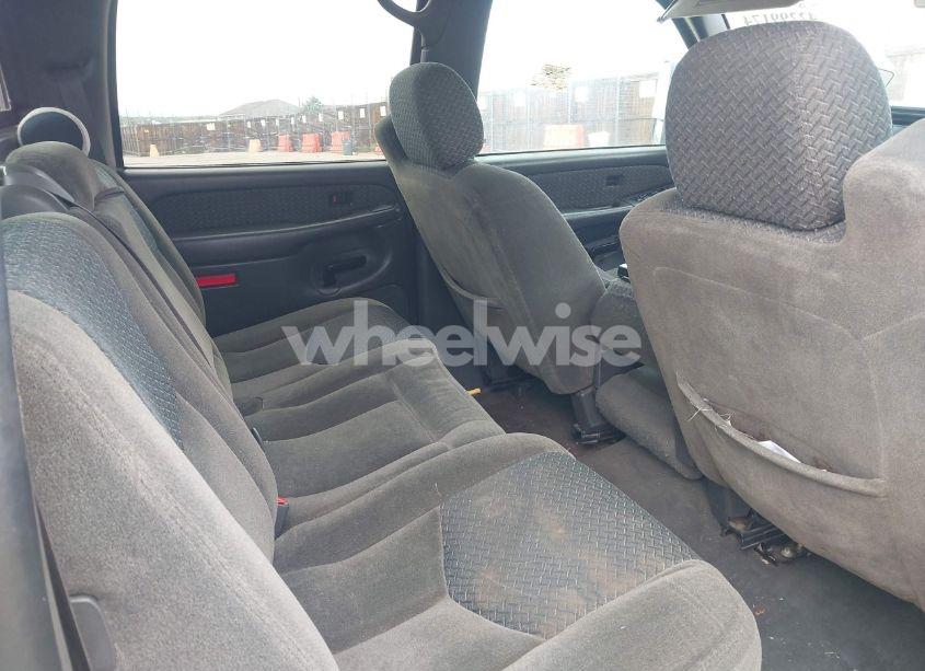 Photo 8 of 2004 Chevrolet Avalanche 1500 (VIN 3GNEC12T64G142212)