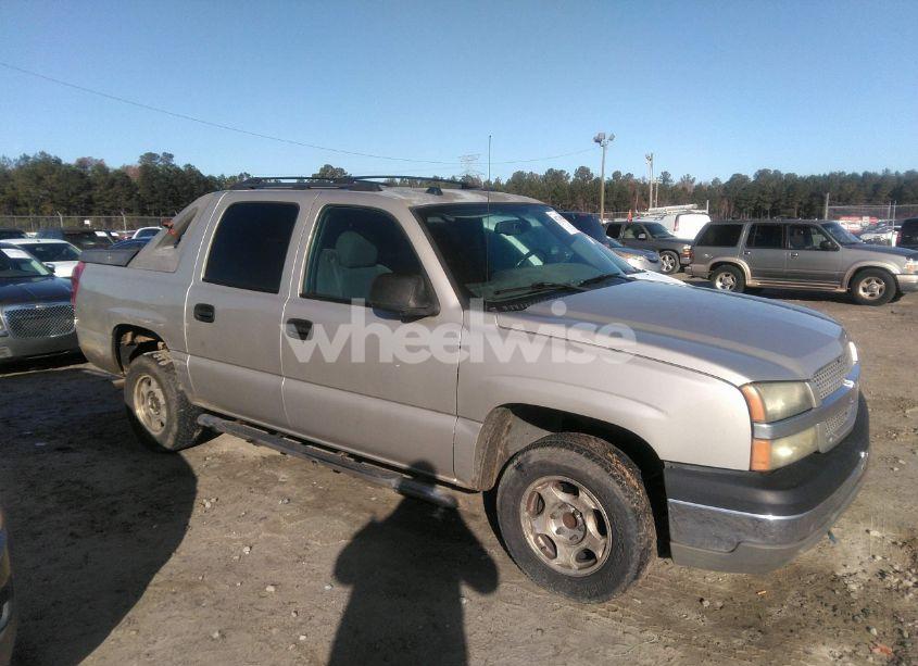 2004 Chevrolet Avalanche 1500 (VIN 3GNEC12T64G180538) main photo
