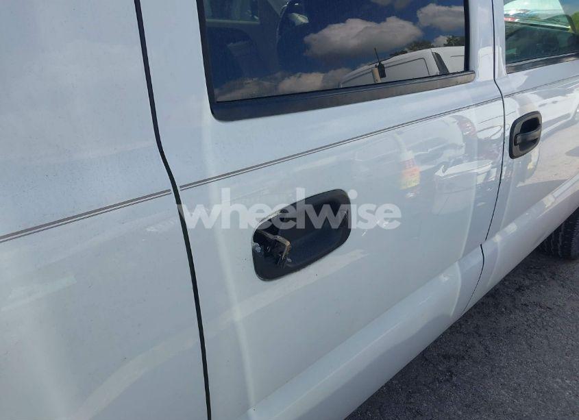 Photo 13 of 2004 Chevrolet Avalanche 1500 (VIN 3GNEC12T64G261328)