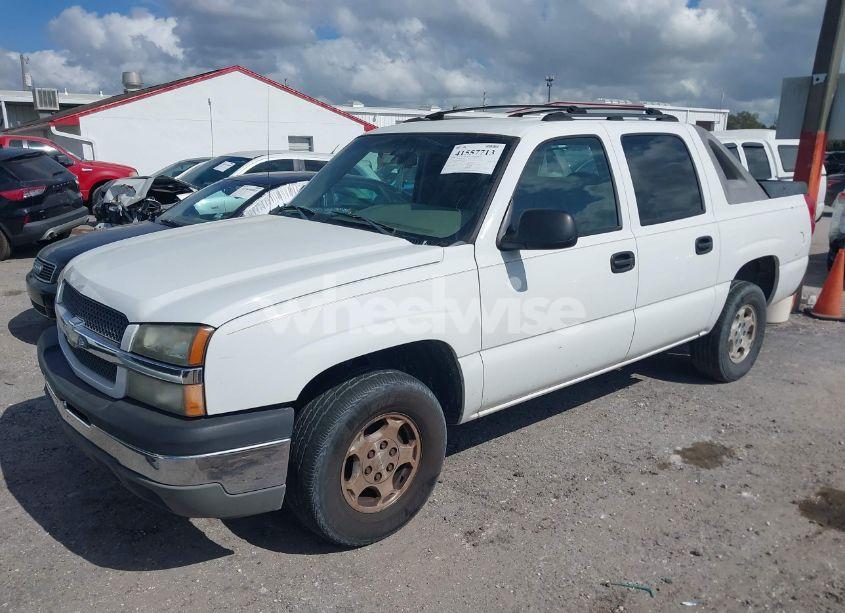 Photo 2 of 2004 Chevrolet Avalanche 1500 (VIN 3GNEC12T64G261328)