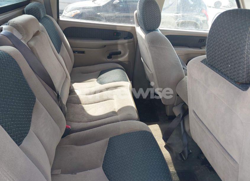 Photo 8 of 2004 Chevrolet Avalanche 1500 (VIN 3GNEC12T64G261328)