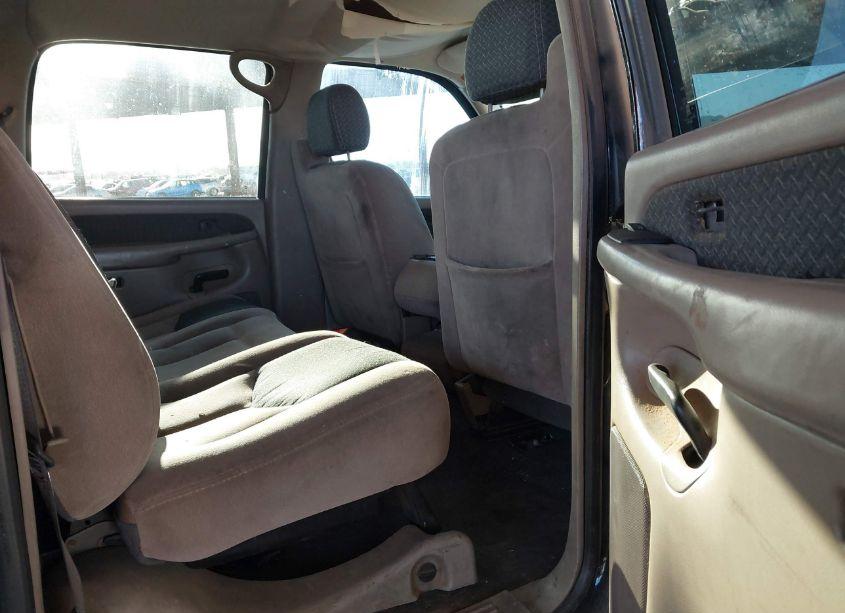 Photo 8 of 2004 Chevrolet Avalanche 1500 (VIN 3GNEC12T64G276671)