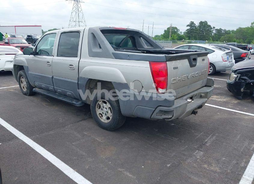 Photo 3 of 2004 Chevrolet Avalanche 1500 (VIN 3GNEC12T64G338246)