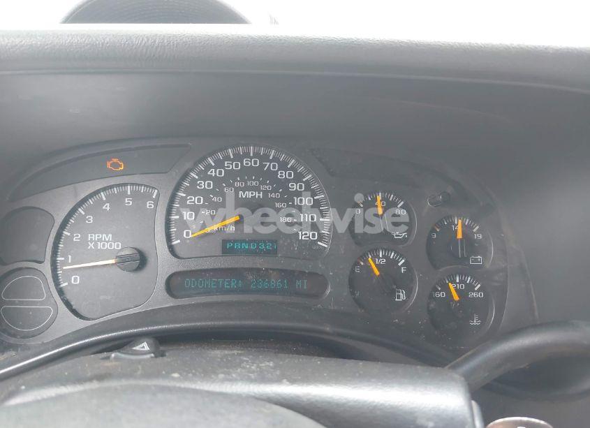 Photo 7 of 2004 Chevrolet Avalanche 1500 (VIN 3GNEC12T84G293729)