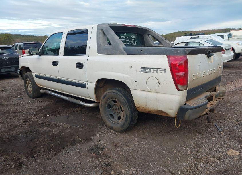 Photo 3 of 2004 Chevrolet Avalanche 1500 (VIN 3GNEC12T94G105865)