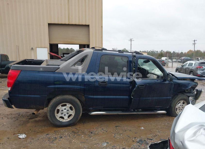 Photo 13 of 2004 Chevrolet Avalanche 1500 (VIN 3GNEC12T94G182252)