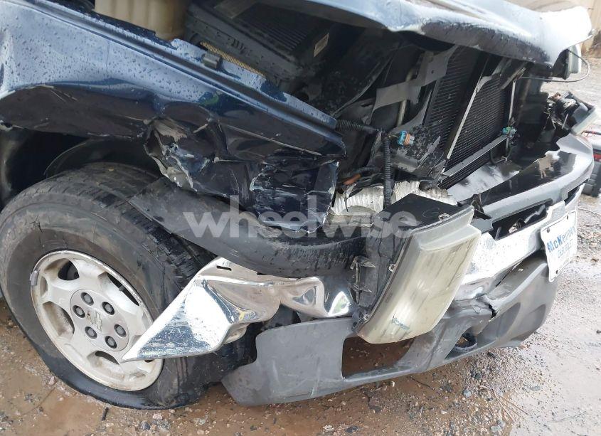 Photo 6 of 2004 Chevrolet Avalanche 1500 (VIN 3GNEC12T94G182252)