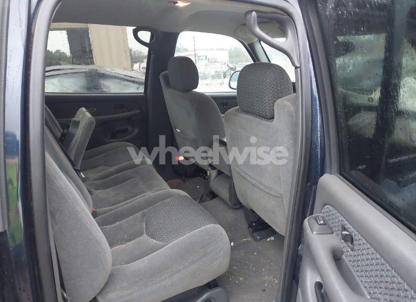 Photo 8 of 2004 Chevrolet Avalanche 1500 (VIN 3GNEC12T94G182252)