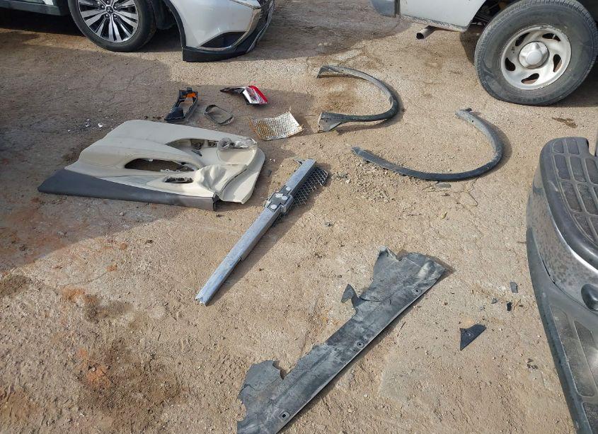 Photo 12 of 2004 Chevrolet Avalanche 1500 (VIN 3GNEC12TX4G167632)