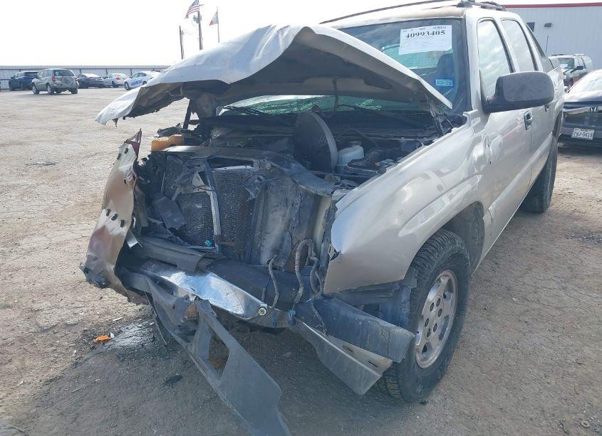 Photo 6 of 2004 Chevrolet Avalanche 1500 (VIN 3GNEC12TX4G167632)