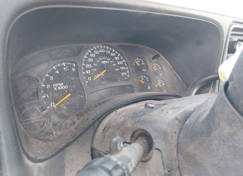 Photo 7 of 2004 Chevrolet Avalanche 1500 (VIN 3GNEC12TX4G167632)