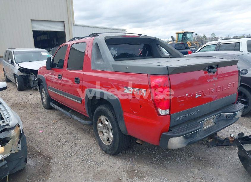 Photo 3 of 2004 Chevrolet Avalanche 1500 (VIN 3GNEC12TX4G225044)
