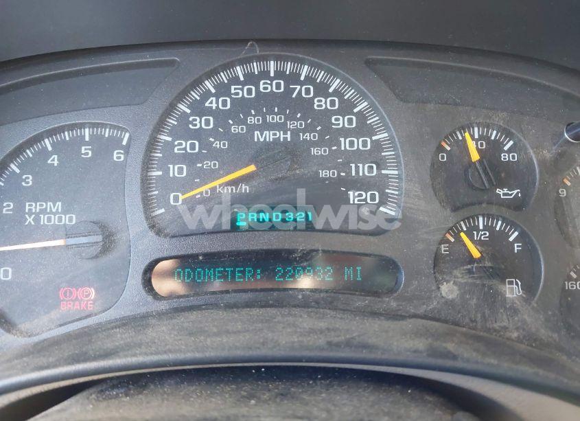 Photo 7 of 2004 Chevrolet Avalanche 1500 (VIN 3GNEC12TX4G225044)
