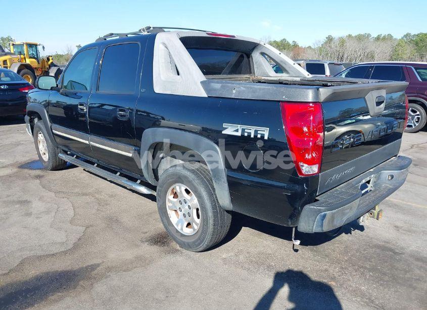 Photo 3 of 2005 Chevrolet Avalanche 1500 Z66 (VIN 3GNEC12Z05G181609)