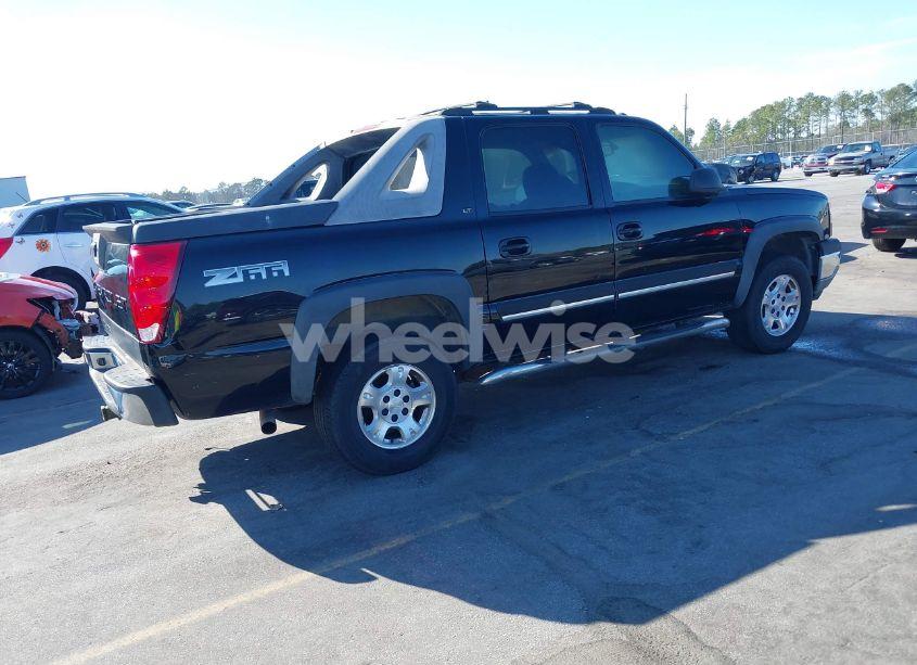 Photo 4 of 2005 Chevrolet Avalanche 1500 Z66 (VIN 3GNEC12Z05G181609)