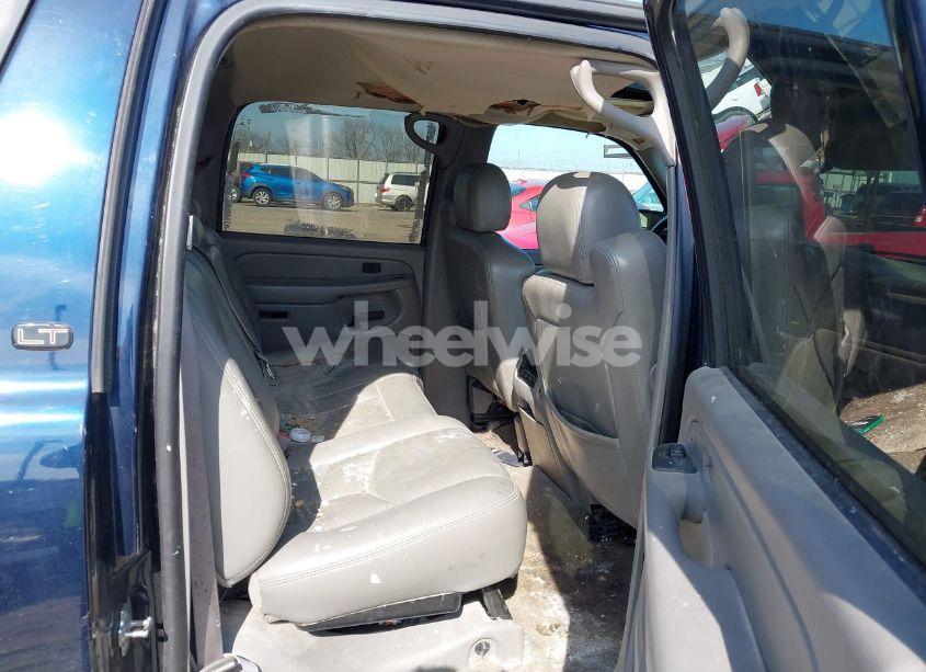 Photo 8 of 2005 Chevrolet Avalanche 1500 Z66 (VIN 3GNEC12Z25G212827)