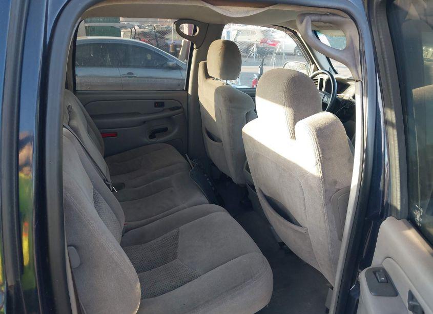 Photo 8 of 2006 Chevrolet Avalanche 1500 LS (VIN 3GNEC12Z56G102632)