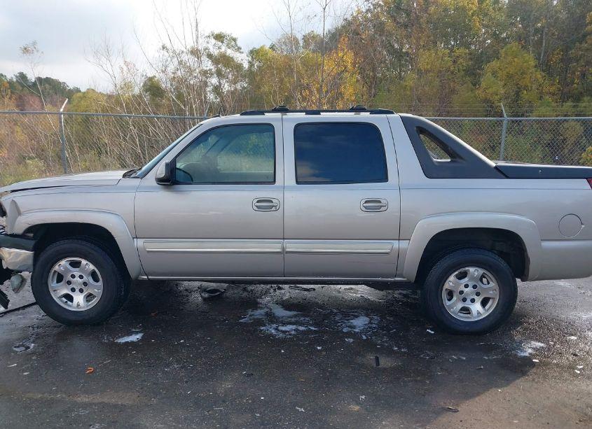 Photo 14 of 2005 Chevrolet Avalanche 1500 Z66 (VIN 3GNEC12Z75G285126)