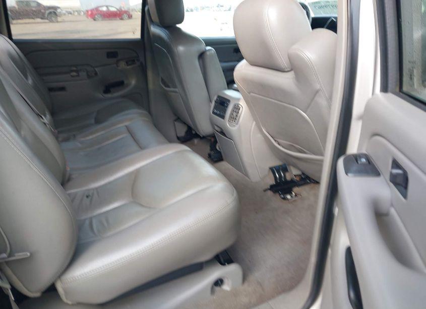 Photo 8 of 2005 Chevrolet Avalanche 1500 Z66 (VIN 3GNEC12Z75G285126)