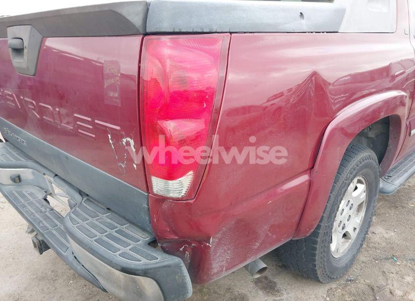 Photo 12 of 2005 Chevrolet Avalanche 1500 Z66 (VIN 3GNEC12Z85G216543)