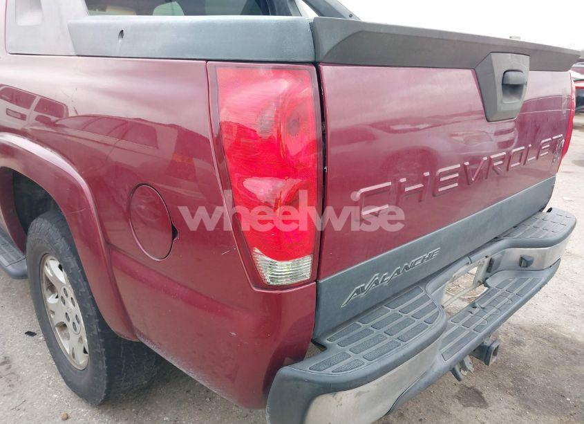 Photo 13 of 2005 Chevrolet Avalanche 1500 Z66 (VIN 3GNEC12Z85G216543)