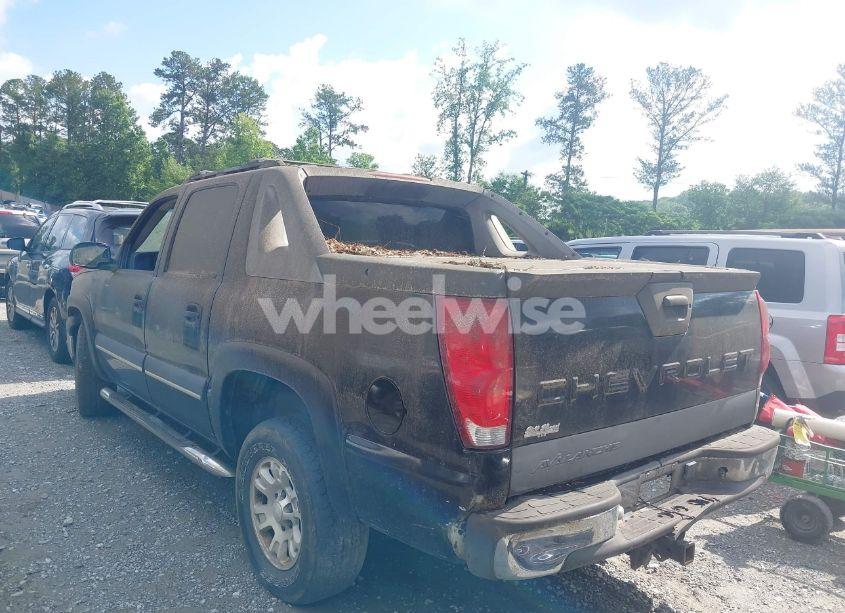 Photo 3 of 2005 Chevrolet Avalanche 1500 Z66 (VIN 3GNEC12Z95G104401)