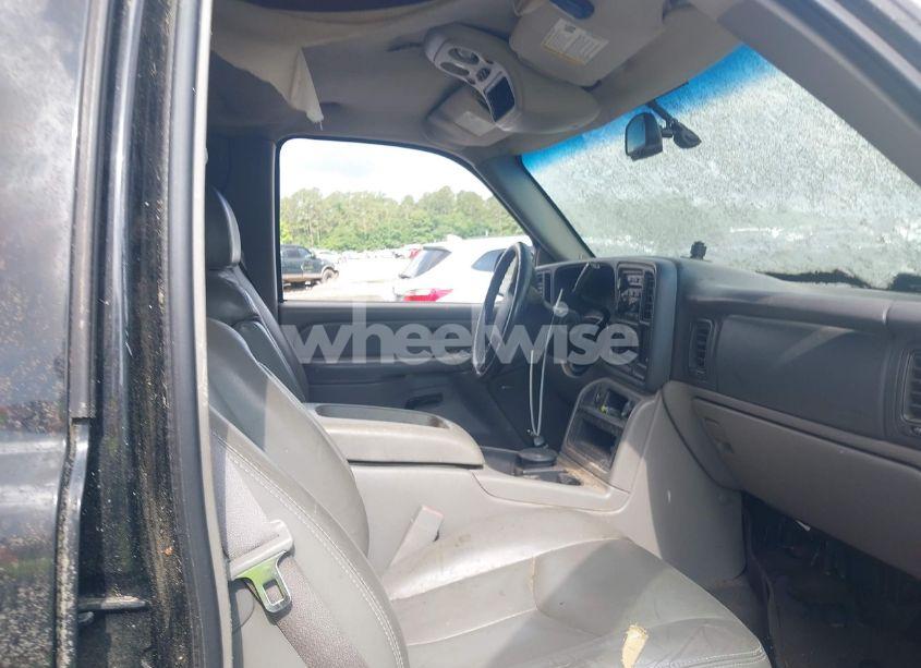 Photo 5 of 2005 Chevrolet Avalanche 1500 Z66 (VIN 3GNEC12Z95G104401)