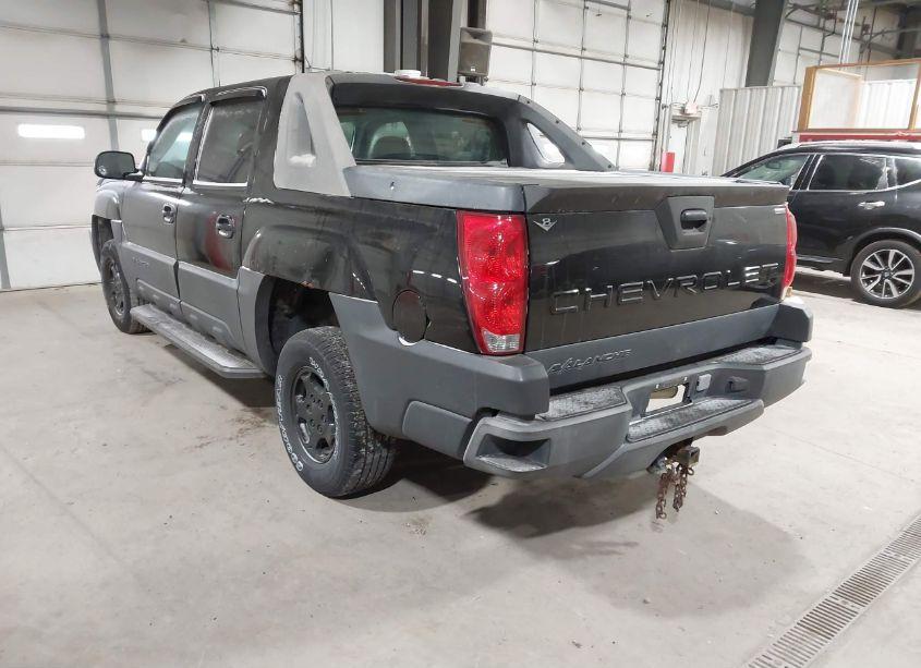 Photo 3 of 2005 Chevrolet Avalanche 1500 LS (VIN 3GNEC12Z95G255299)