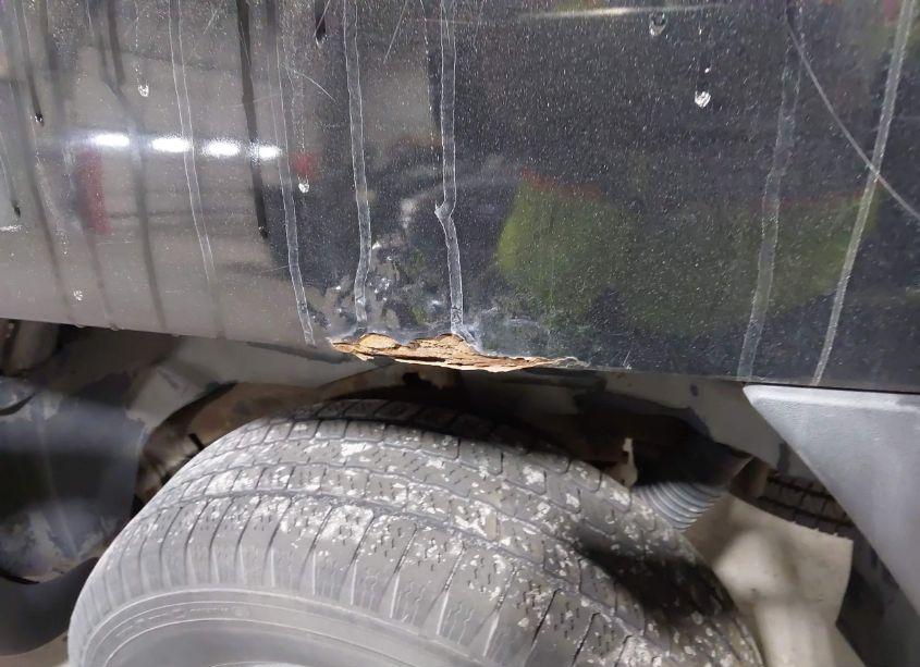 Photo 6 of 2005 Chevrolet Avalanche 1500 LS (VIN 3GNEC12Z95G255299)