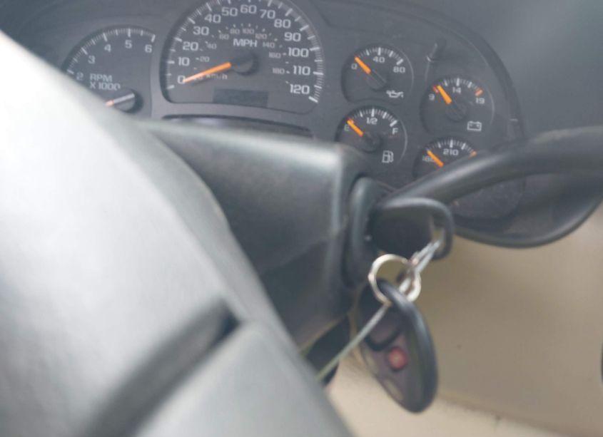 Photo 11 of 2005 Chevrolet Avalanche 1500 Z66 (VIN 3GNEC12ZX5G155888)