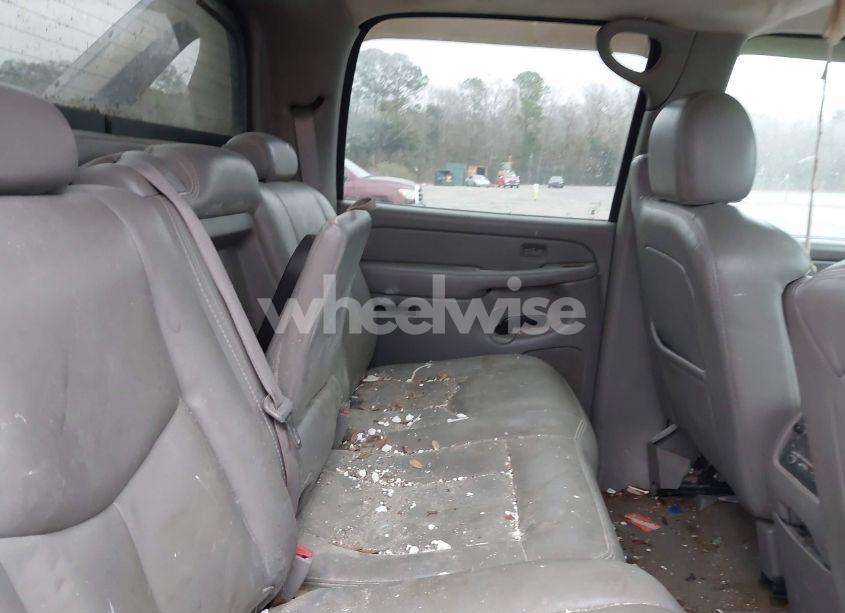 Photo 8 of 2005 Chevrolet Avalanche 1500 Z66 (VIN 3GNEC12ZX5G225437)