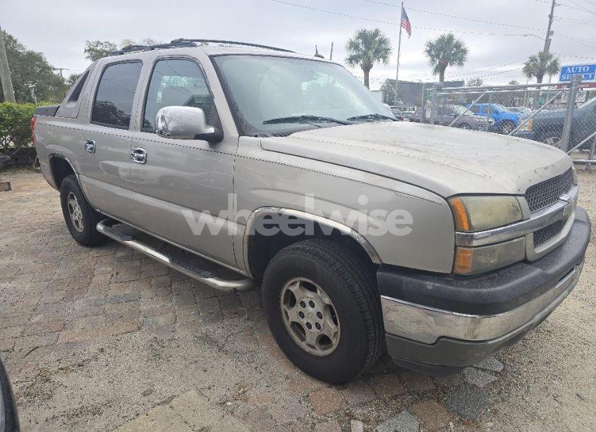 2005 Chevrolet Avalanche 1500 LS (VIN 3GNEC12ZX5G295455) main photo