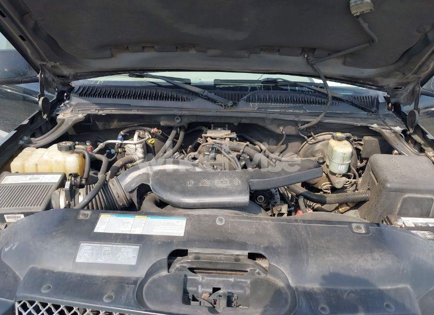 Photo 10 of 2002 Chevrolet Avalanche 1500 (VIN 3GNEC13T02G219796)